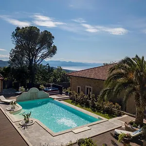 Donna Carolina Luxury Cefalu